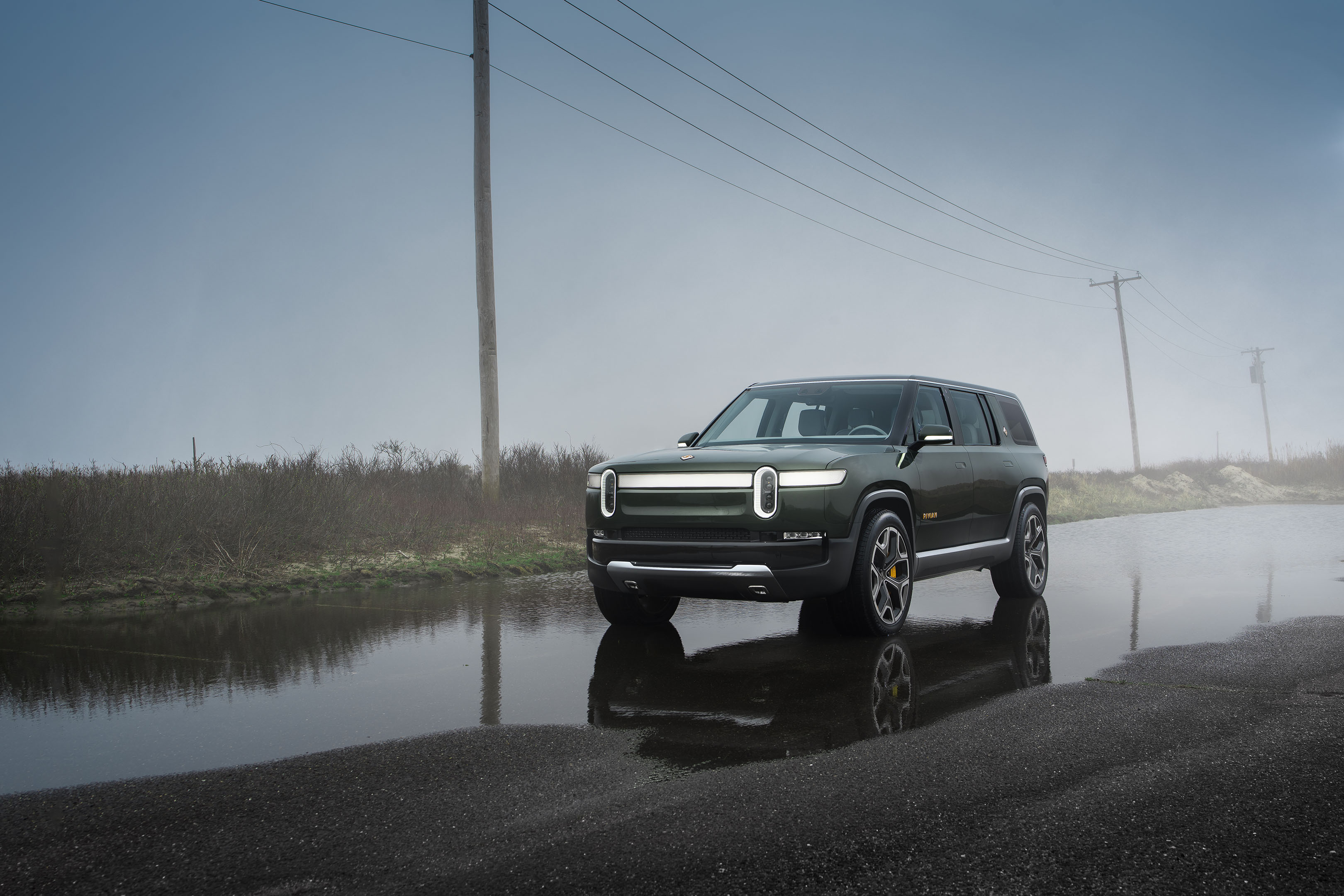 14_Rivian-NYC-Dune_FINAL