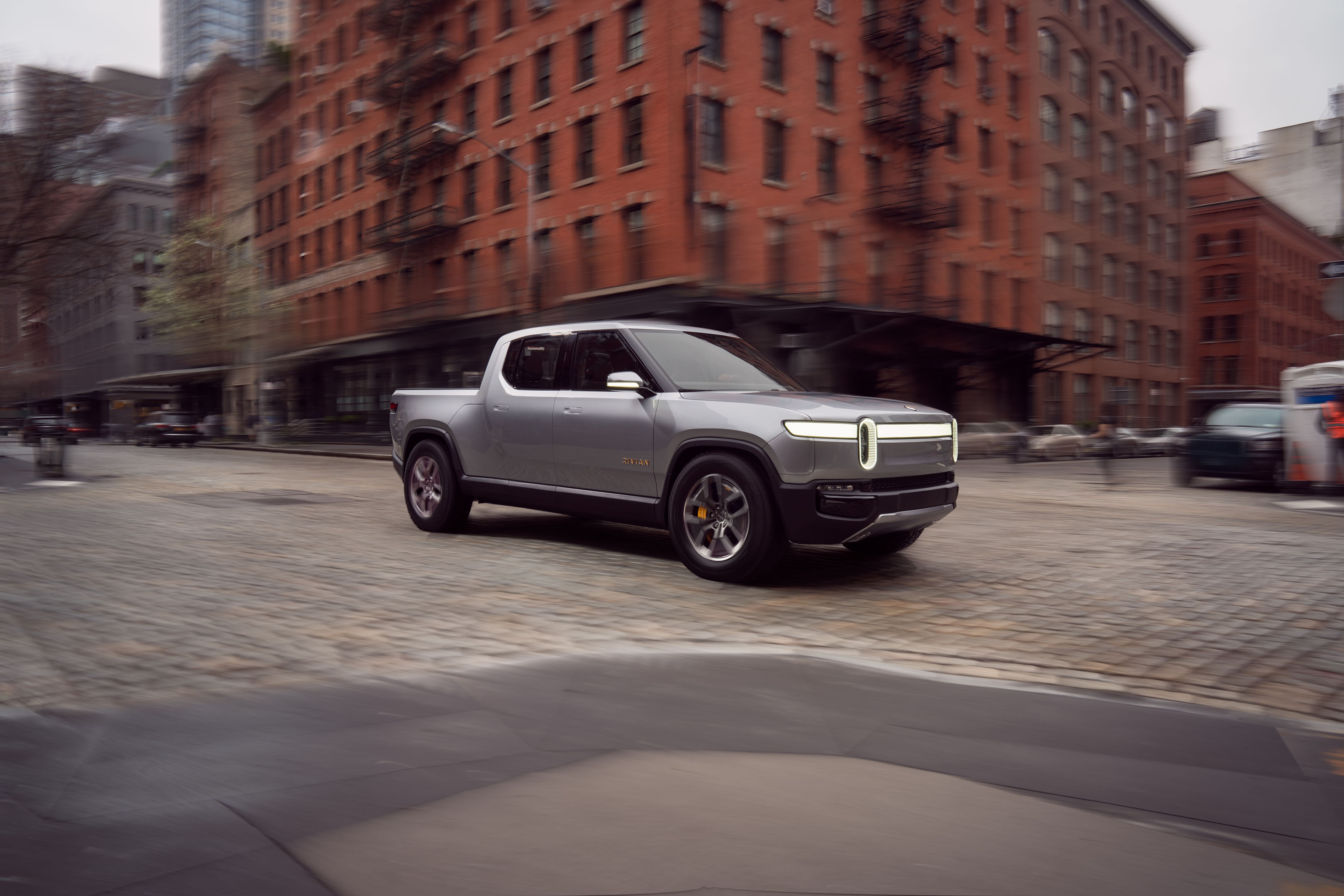 16_Rivian-NYC-Greenwich_FINAL